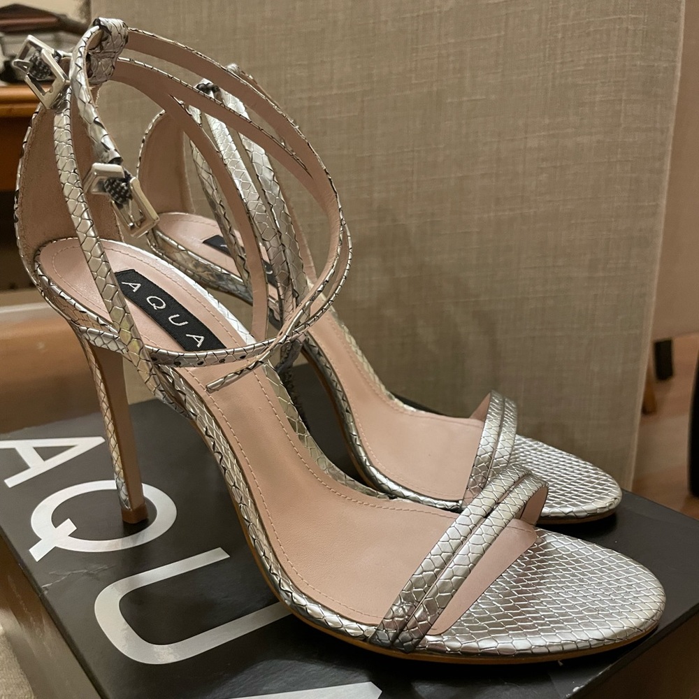 Aqua brand silver heels size 9